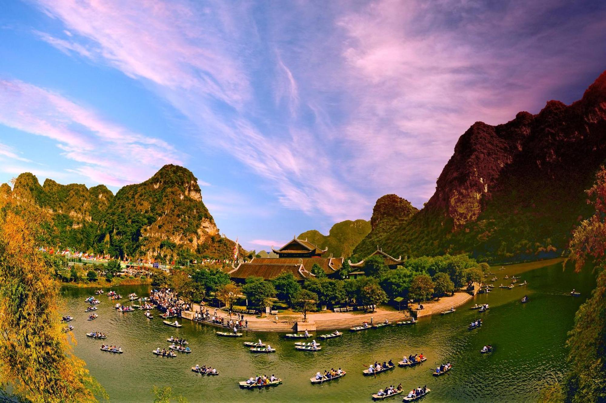 Truong Son Luxury Homestay Ninh Binh Bagian luar foto